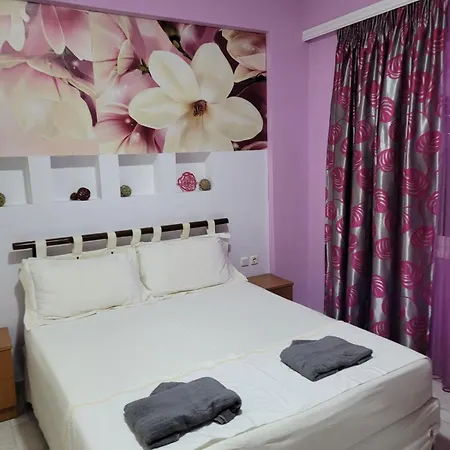 M&n 2 Apartment *