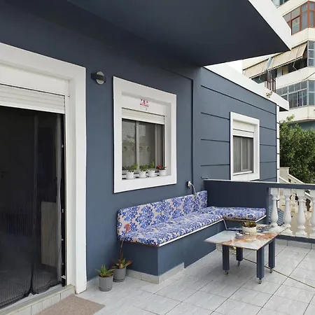M&n 2 Apartment *